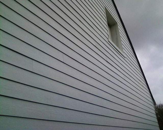 Bardage réalisé en hardieplank siding aspect cédar de chez James Hardie Quimper